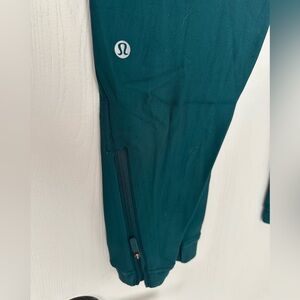 Teal Lululemon women’s joggers size 8